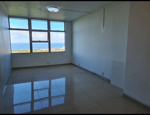 2 BEDROOM FLAT RENTED IN MORNINGSIDE